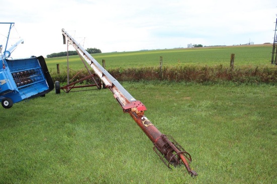 FETERL AUGER, 8" X APPROX 50', PTO, ONE NEW TIRE