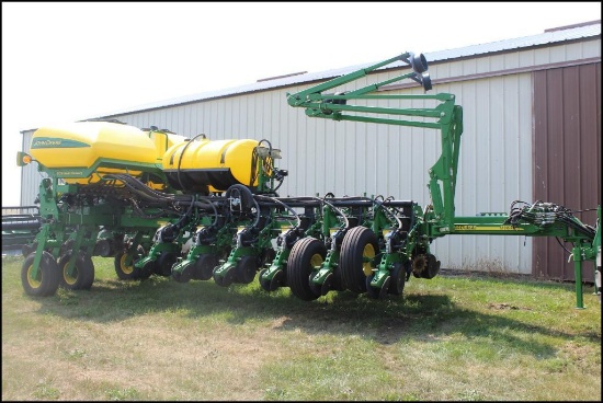 2011 JOHN DEERE 1770NT XP CCS 16R30" VACUUM PLANTER, PRO SHAFT, SEEDSTAR VARIABLE DRIVES,