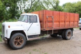 *** 1974 INTL LOADSTAR 1600 SINGLE AXLE GRAIN TRUCK, 5&2 TRANS, 345 GAS ENGINE,