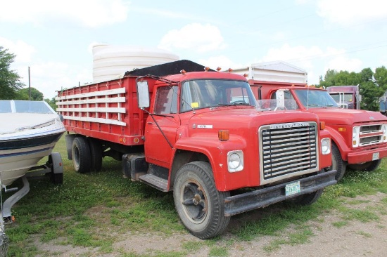 ***1974 INTERNATIONAL LOADSTAR 1700, 5&2 SPD TRANS, V345 ENGINE, NEW BRAKE BOOSTER 1 YR AGO, SINGLE