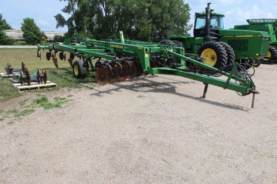 JOHN DEERE 2700 DISK RIPPER, 7 SHANK, COVERBOARDS, SET UP AT 24", PARTS TO BE SOLD WITH RIPPER,