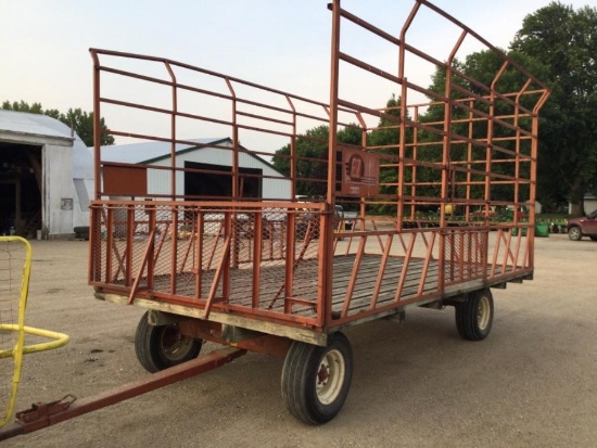 EZ Trail 9'x16' Bale Throw Rack, 11L-15 Tires, Ext Poles, on EZ Trail 872W Gear, (2) Side Doors