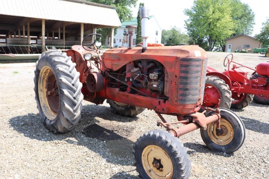 MASSEY HARRIS 44 DSL, WF, FENDERS, PTO, SN 5053, RUNS,