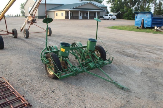 JOHN DEERE MODEL 290 PLANTER, MARKERS, CHECK HARDWARE
