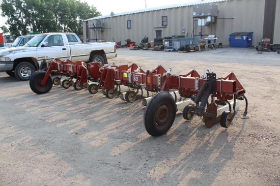 INTERNATIONAL 183 8R30" MOUNTED CULTIVATOR, HYD FOLDING BAR, C SHANK, TUNNEL SHIELDS, SINGLE RIB