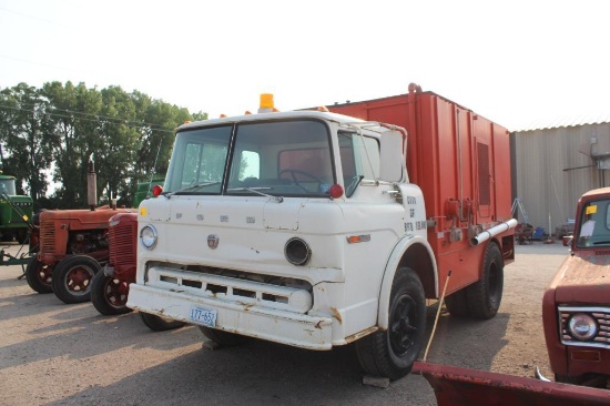 **1974 FORD 400 SEWER JETTER TRUCK, 5&2 SPD, 27,128 MILES,