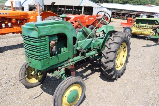 JOHN DEERE MODEL "LA", WF, GOOD 11.2-24 TIRES WITH SINGLE BOTTOM PLOW, ENGINE IS LOOSE,