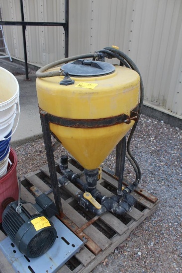INDUCTOR CONE WITH RINSE, 5 GAL PAILS, GARDEN HOSE