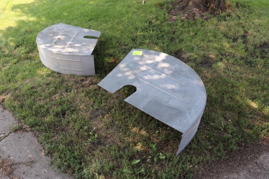 JOHN DEERE FENDERS, ONE MONEY FOR THE PAIR,