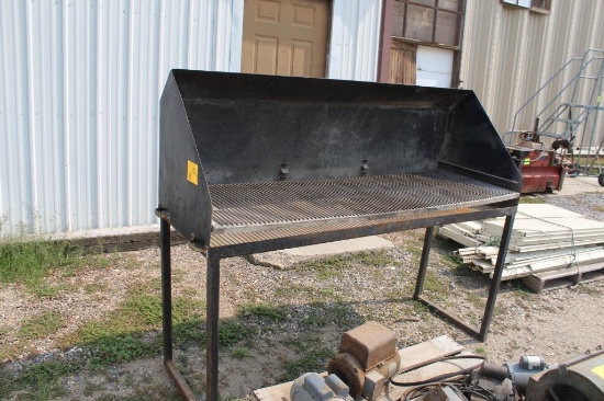 OUTDOOR GRILL 2' X 6'