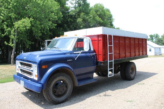**1969 CHEVY C-50 SINGLE AXLE GRAIN TRUCK, 15' STEEL BOX & HOIST, SMALL V-8