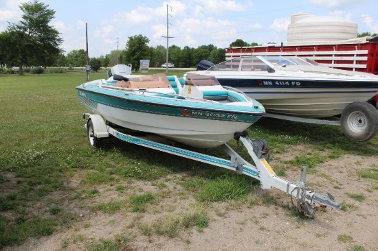 ***1989 LARSON 16' SENZA , WALK THRU HULL, EVINRUDE 110 HP OUTBOARD MOTOR,