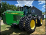 1992 JOHN DEERE 8760 4WD TRACTOR, 24 SPD, 20.8R38 DUALS, 3 SCV'S HAMMERSTRAP, DRAWPIN, ALL LED