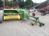 JD 336 Square Baler with Kicker