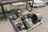 PALLET OF 8 ELECT MOTORS AND SQUIRREL CAGE FAN
