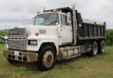 ***1988 FORD LTL9000 TWIN SCREW GRAVEL TRUCK, 15' DAVIS STEEL BOX, HOIST, AIR RIDE,