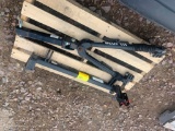 Blue Ox Tow Bar, Folding, fits receiver, never used