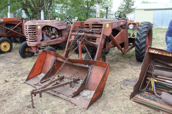 MASSEY HARRIS 30, GAS, NF, SINGLE HYD, 12-38'S, SOLD WITH DUAL LOADER, RUNS