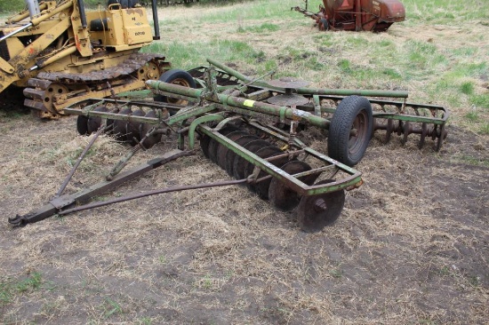 JOHN DEERE 12' PULL TYPE TANDEM DISK, NEEDS REPAIR