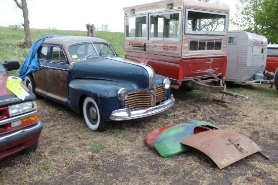 *** 1941 PONTIAC STREAMLINER, 4 DOOR, FLATHEAD INLINE 6 CYLINDER, 3 SPEED, NO RUST, ND CAR,