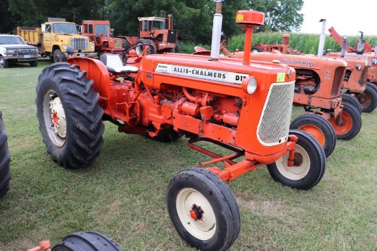 Allis Chalmers D17 Series III, Dsl, 16.9-28, Power Slides, Pto, 3pt, No Top Link, Fenders, Lights,