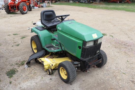 John Deere 425 Lawn Tractor, Hyd Lift Deck, 1971 Hrs, 54" Deck, Hydro, Poly Sprayer w/ Pump