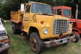 *** 1973 Ford 800 Single Axle Dump Truck, 10.00-20's, 9' Steel Box & Hoist, 9 Spd,