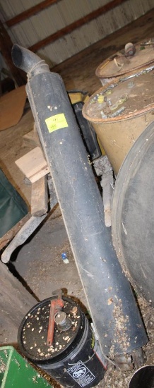 TRACTOR MUFFLER