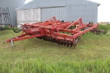 KRAUSE MODEL 4814 APPROX 17' DISC CHISEL, TWISTED SHOVELS, WALKING TANDEMS,