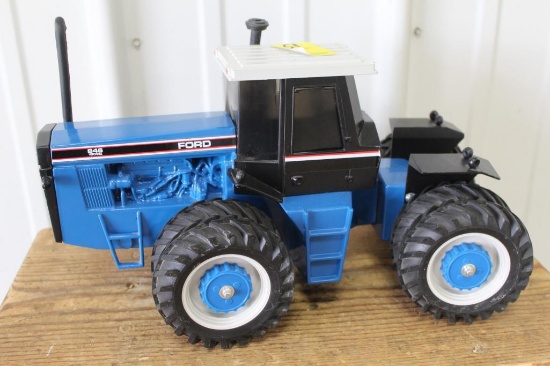 1/16 FORD VERSATILE 846, 4WD, DUALS, NO BOX