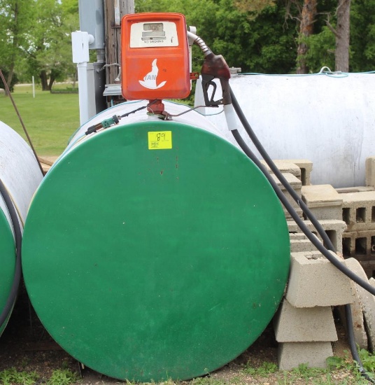 500 GALLON DIESEL BARREL WITH GASBOY PUMP WITH AUTO SHUT OFF NOZZLE