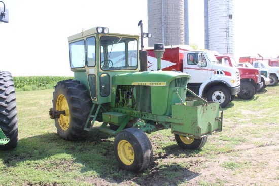 1969 JD 4020 Tractor, Diesel, WF, Syncro, Year-A-Round Cab, 2 Hyd, Side Counsel