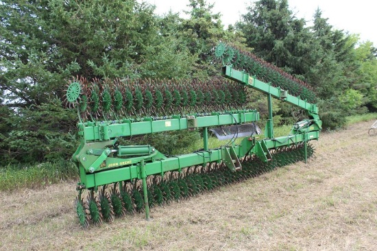 JD 400 ROTARY HOE, 44', MOUNTED, FOLDING BAR