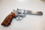 SMITH AND WESSON MODEL 617 22 CAL HANDGUN, SN# BER-5118,