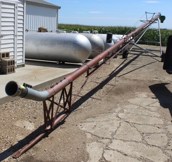 5" X APPROX 70' GRAIN VAC PIPE ON TRANSPORT