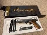 BROWNING 22 LONG RIFLE HAND GUN, SEMI AUTO, 5.5