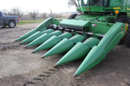 2005 JOHN DEERE 693 CORNHEAD, 6R30", SINGLE POINT, POLY, CALMER KNIFE ROLLS & DECK PLATES,