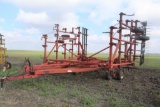 CASE IH 4900 FIELD CULTIVATOR, 30.5', (61) SHANKS, 7