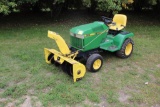 JOHN DEERE 320 LAWN AND GARDEN TRACTOR, HYDRO, V-TWIN LIQUID COOLED ENGINE, 48