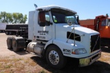 ***2005 Volvo Day Cab Semi Tractor, 12.1L 435 Performance Enhanced VED12 340 HP Engine,