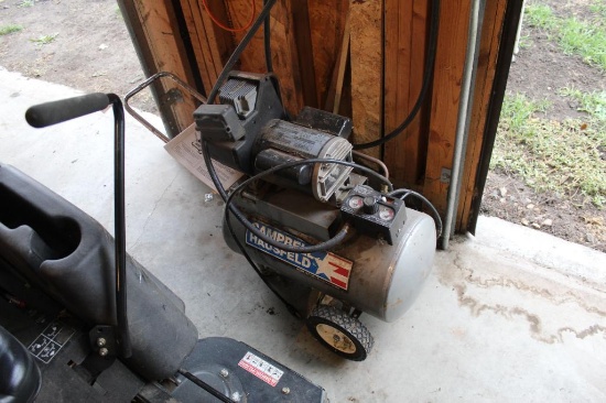 CAMPBELL HAUSFELD PORTABLE AIR COMPRESSOR