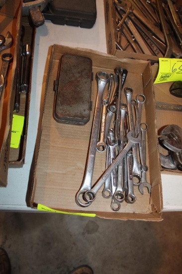 CRAFTSMAN COMBINATION WRENCHES AND 1/4" SOCKET SET