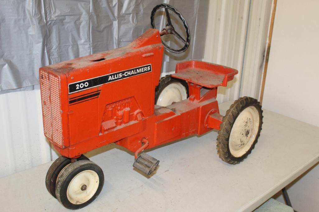 Allis chalmers toy pedal cheap tractor