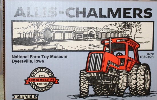 1/16 ALLIS-CHALMERS 8070, COMMEMORATIVE SERIES II, 1992 NATIONAL FARM TOY MUSEUM, BOX HAS WEAR