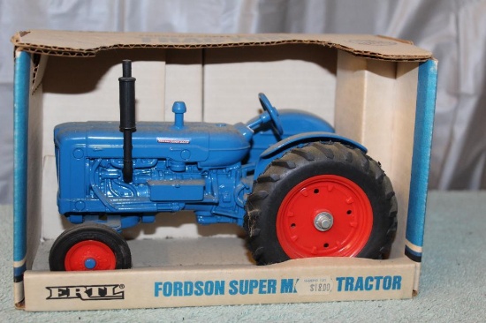1/16 FORDSON SUPER MAJOR, NEW IN BOX, TOY AND BOX NEED CLEANING