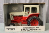 1/16 IH 1066, 5,000,000 TRACTOR, SPECIAL EDITION, BOX HAS WEAR, TRACTOR NEEDS CLEANING