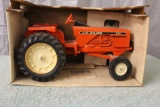 1/16 ALLIS-CHALMERS 200, TOY NEEDS CLEANING, BOX HAS WEAR