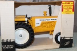 1/16 MINNEAPOLIS MOLINE G940 TRACTOR, 1992 SUMMER TOY SHOW, NEW IN BOX