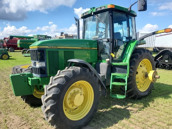 2005 John Deere 7800 Tractor