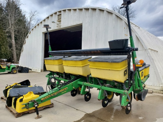 John Deere 1750 Conservation 6X30 Planter